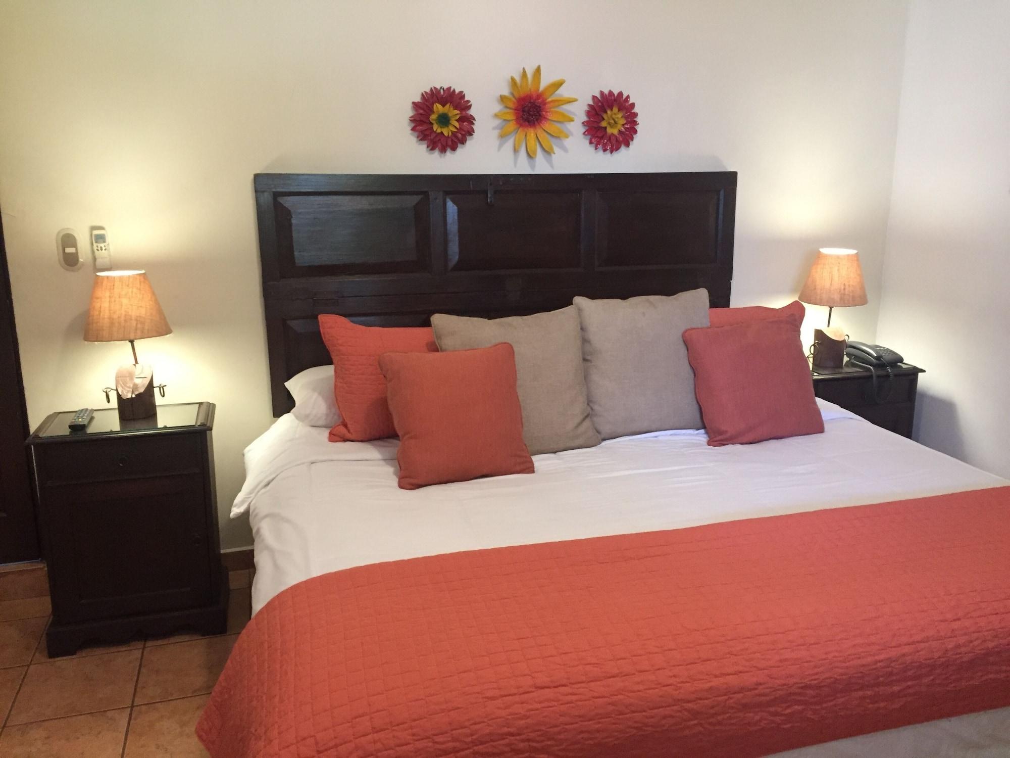 סאן סלבדור Hotel La Posada Del Angel מראה חיצוני תמונה