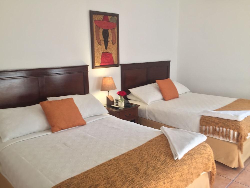 סאן סלבדור Hotel La Posada Del Angel מראה חיצוני תמונה