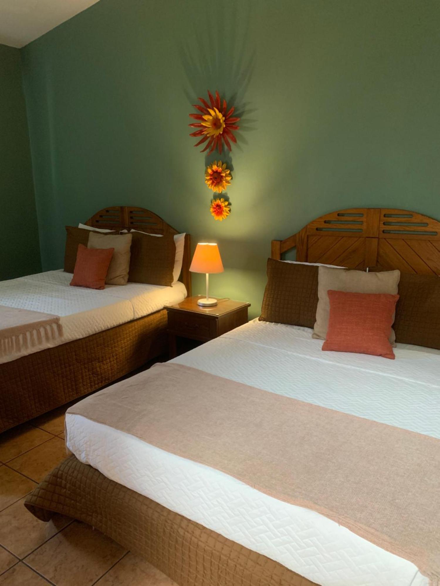 סאן סלבדור Hotel La Posada Del Angel מראה חיצוני תמונה