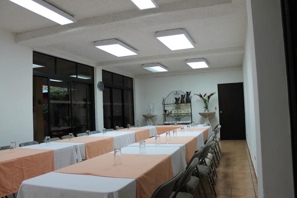 סאן סלבדור Hotel La Posada Del Angel מראה חיצוני תמונה