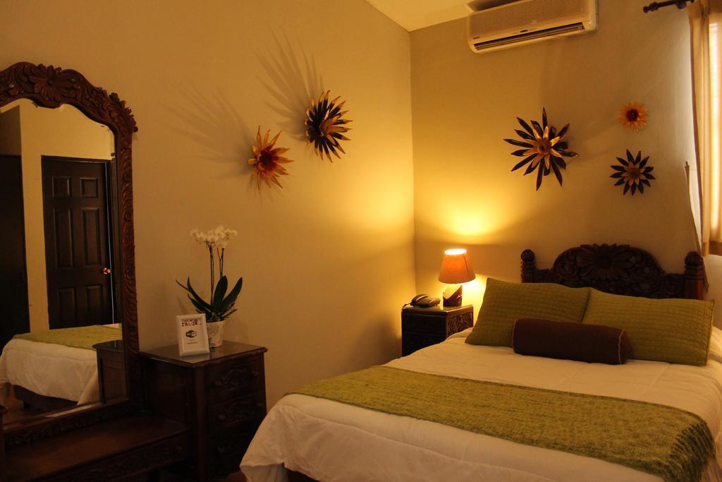 סאן סלבדור Hotel La Posada Del Angel מראה חיצוני תמונה